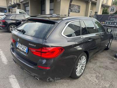 BMW Serie 5 520d 520 520d Touring Msport Grigio usata Prato