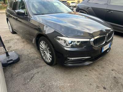 BMW Serie 5 520d 520 520d Touring Msport Grigio usata Prato