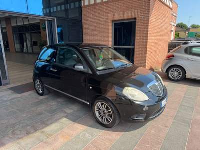 Lancia Ypsilon E-Collection Ecochic GPL Nero usata ROVIGO