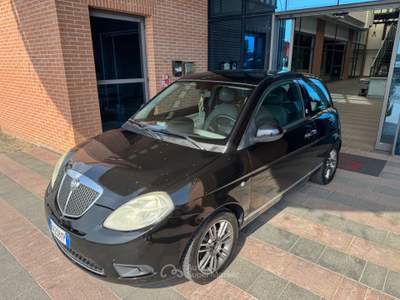 Lancia Ypsilon E-Collection Ecochic GPL Nero usata ROVIGO