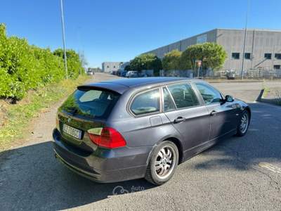 BMW Serie 3 320d bmw serie320d perfetta  Grigio usata Verano Brianza