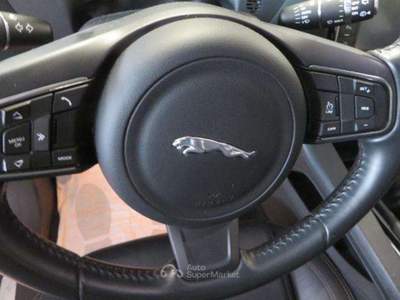 Jaguar F-Pace PRESTIGE 2.0 D 180 CV 6mt 77000 km Bianco usata Bagnaria Arsa