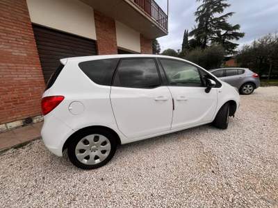 Opel Meriva Cosmo Bianco usata Perugia
