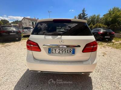 Mercedes-Benz Classe B B 180 CDI Automatic Business Bianco usata Perugia