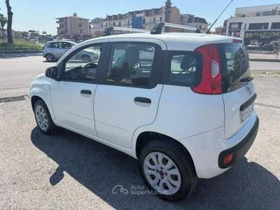 Fiat Panda 0.9TWINAIR 84CV TURBO NATURAL POWER Bianco usata giugliano in campania