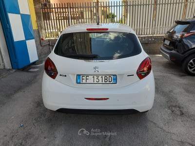 Peugeot 208 5 porte Allure Bianco usata Napoli