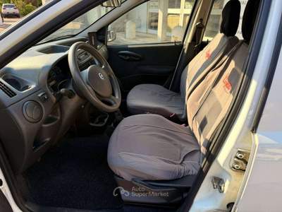 Fiat Punto Punto II 2003 5p 1.2 natural power Bianco usata Crevalcore