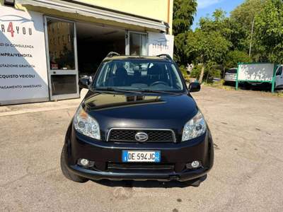 Daihatsu Terios Terios 2006 1.5 SX, CLIMA, 4X4 BLOCCO DIFFERENZIALE Nero usata Crevalcore