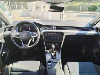 Volkswagen Passat 1.4 phev GTE dsg Grigio usata Francavilla al Mare