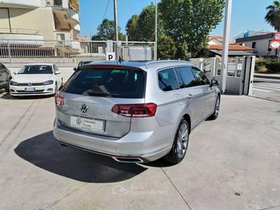 Volkswagen Passat 1.4 phev GTE dsg Grigio usata Francavilla al Mare