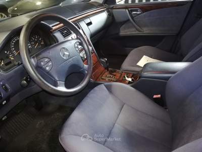 Mercedes-Benz Classe E E 200 E 220 CDI EXECUTIVE Grigio usata Galatina