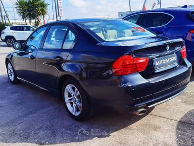 BMW Serie 3 320d 320d Aut. xDrive Attiva Nero usata Galatina