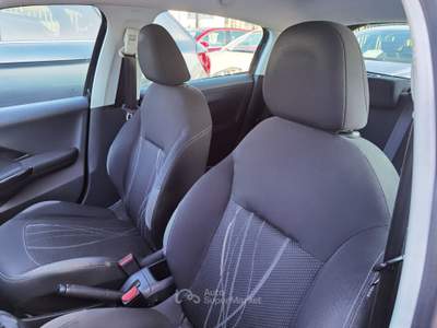 Peugeot 208 5 porte Active Nero usata Galatina