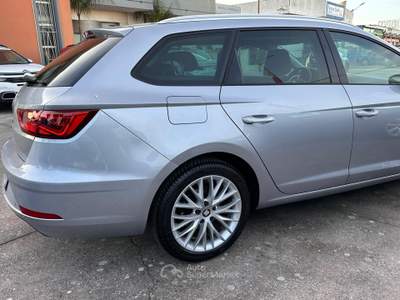 Seat Leon DSG ST Business Argento usata Galatina