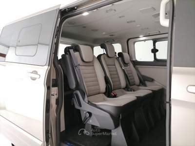 Ford Tourneo Custom 320 2018 320 2.0 tdci MHEV 130cv Titanium L1H1 E6.2 usata Roma