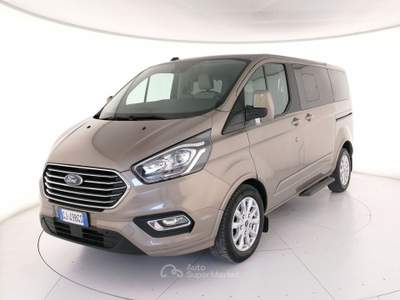 Ford Tourneo Custom 320 2018 320 2.0 tdci MHEV 130cv Titanium L1H1 E6.2 usata Roma