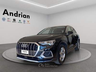 Audi Q3 2.0 35 TDI S Tronic Business Advanced Nero usata San Martino Buon Albergo