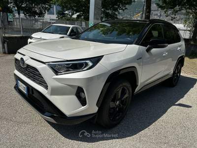 Toyota RAV4 2.5 HV 222v E-CVT Style 4WD Bianco usata Trento