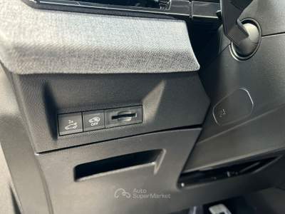 Peugeot 3008 Hybrid 145 GT e-DCS 6 Grigio usata Palermo