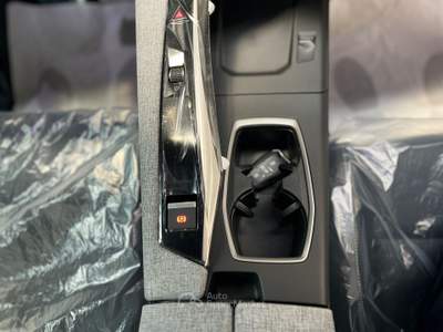 Peugeot 3008 Hybrid 145 GT e-DCS 6 Grigio usata Palermo