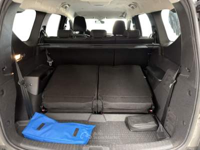 Dacia Jogger 1.6 Hybrid Extreme 7p Grigio usata Milano