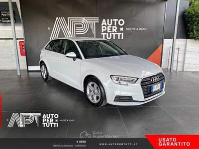 Audi A3 A3 Sportback 1.6 tdi Sport 110cv Bianco usata Marano di Napoli
