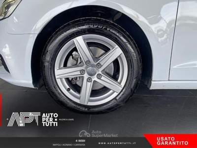 Audi A3 A3 Sportback 1.6 tdi Sport 110cv Bianco usata Marano di Napoli