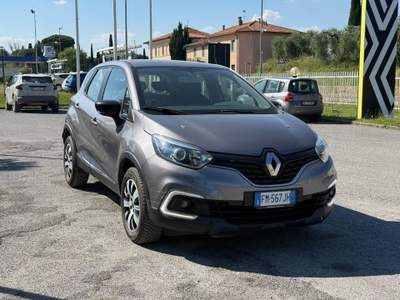 Renault Captur 1.5 dCi 90cv Energy INITIALE PARIS EDC Grigio usata Chiusi