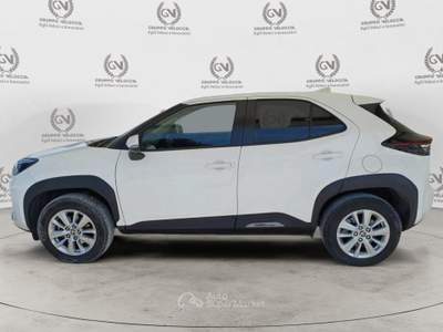 Toyota Yaris Cross 1.5H (116 CV) E-CVT Business Bianco usata Roma