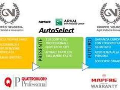 Toyota Yaris Cross 1.5H (116 CV) E-CVT Business Bianco usata Roma