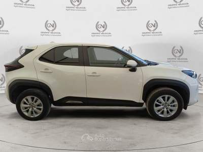 Toyota Yaris Cross 1.5H (116 CV) E-CVT Business Bianco usata Roma
