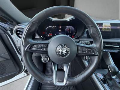 Alfa Romeo Tonale 1.6 Diesel 130cv TCT6 Ti Bianco usata Rende