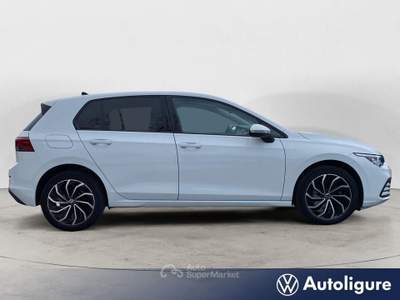 Volkswagen Golf 1.5 eTSI EVO ACT Life DSG Bianco usata Lerici