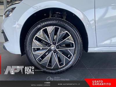 Skoda Kamiq Kamiq 1.0 tsi Black Dots 110cv Bianco usata Napoli