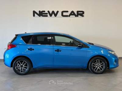 Toyota Auris 1.8 Hybrid Lounge Blu/Azzurro usata Caresanablot