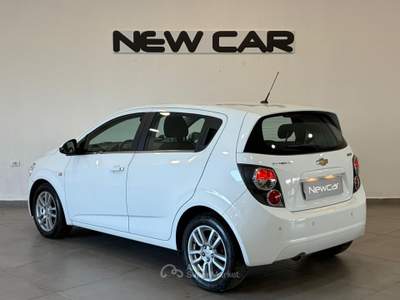 Chevrolet Aveo 1.3 D Eco Start/Stop 5p 95cv LTZ Bianco usata Caresanablot