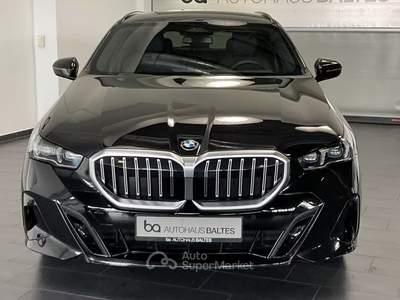 BMW Serie 5 520d 520d sDrive M Sport Tetto Gancio Adaptive Led Pelle Nero usata Serravalle