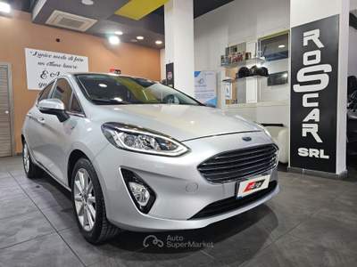 Ford Fiesta GPL 5 porte Titanium Grigio usata Qualiano