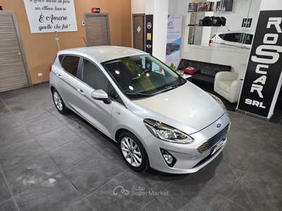 Ford Fiesta GPL 5 porte Titanium Grigio usata Qualiano