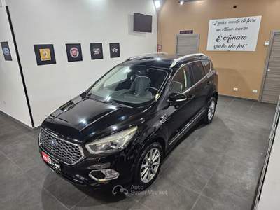 Ford Kuga Vignale 2.0 TDCI 180 CV AUTOMATICA Nero usata Qualiano