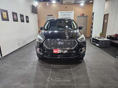 Ford Kuga Vignale 2.0 TDCI 180 CV AUTOMATICA Nero usata Qualiano
