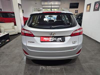 Hyundai i30 6m Style 119.000km Grigio usata Qualiano