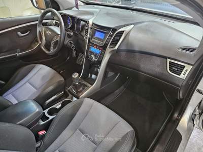 Hyundai i30 6m Style 119.000km Grigio usata Qualiano
