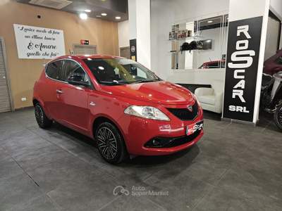 Lancia Ypsilon 1.2 69cv Ecochic GPL Gold Rosso usata Qualiano