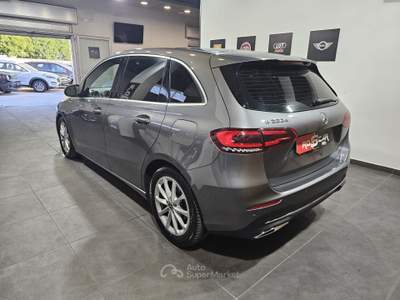 Mercedes-Benz Classe B B 200 d Automatic Sport Grigio usata Qualiano