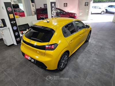 Peugeot 208 1.5 BlueHDi 100 cv S&S 5 porte Giallo usata Qualiano