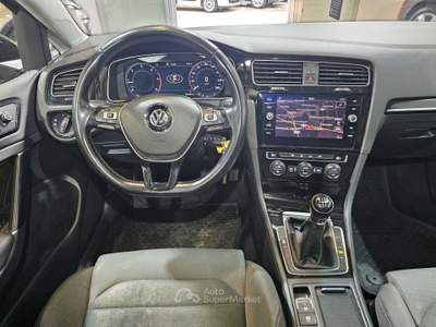 Volkswagen Golf 5p. Highline BlueMotion Technology Nero usata Qualiano