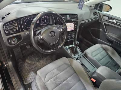 Volkswagen Golf 5p. Highline BlueMotion Technology Nero usata Qualiano