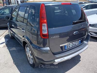 Ford Fusion UAV 5P 1.4 16V GPL Grigio usata Giugliano in Campania