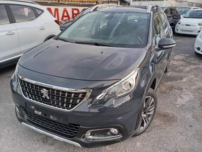 Peugeot 2008 1.2 PureTech Turbo 110CV Allure Grigio usata Giugliano in Campania